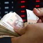 انخفاض الدرهم المغربي مقابل الأورو والدولار الأمريكي