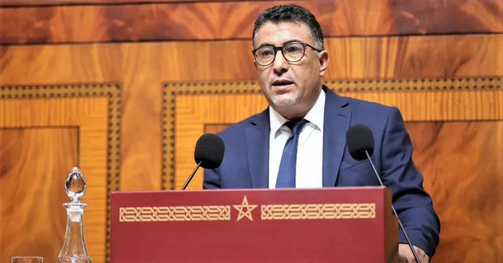 اتهامات باستغلال مصحات خاصة لجمعيات لإجراء عمليات قلب وهمية واستنزاف أموال التأمين اتهامات باستغلال مصحات خاصة لجمعيات لإجراء عمليات قلب وهمية واستنزاف أموال التأمين