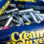 إحباط تهريب 12 ألف قنينة من "غاز الضحك" بميناء طنجة المتوسط