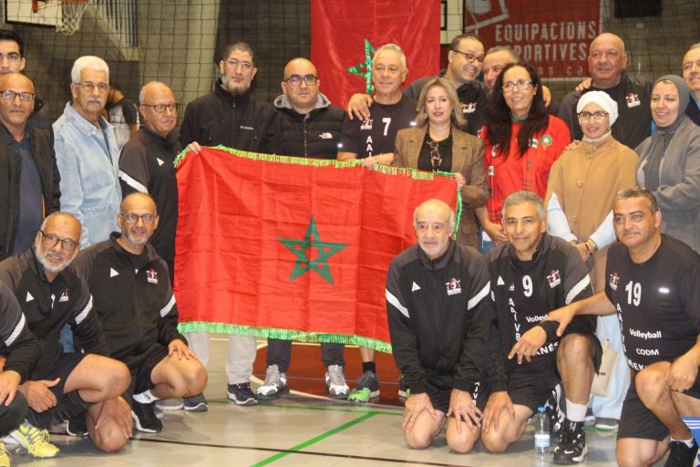 دوري كرة طائرة بـ"خيرونا" يحيي ذكرى المسيرة الخضراء بمشاركة مغربية ودولية