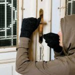 تزايد سرقات منازل أساتذة الحسيمة يثير استياءً واسعًا