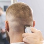 جمعية حقوق المستهلك تحذر من مخاطر الحلاقة العشوائية