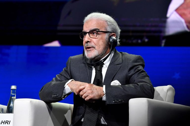 عبد اللطيف الجواهري.. حارس الاستقرار المالي للمغرب ورجل الدولة الذي لا يشيخ