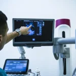 اليوم الوطني لمحاربة السرطان: مناسبة للتوعية بأهمية الفحص المبكر والوقاية