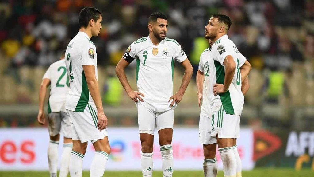 إصابة تبعد نجم الجزائر يوسف بلايلي عن كأس أمم أفريقيا