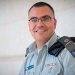 أفيخاي أدرعي ينهي مسيرته في الجيش الإسرائيلي بعد 30 عامًا من الخدمة
