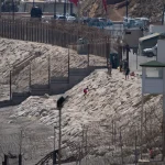 إسبانيا تعزز صيانة سياجات سبتة ومليلية تحسبًا لضغط الهجرة