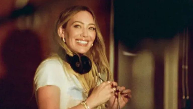 هيلاري داف تعود إلى الساحة الفنية بأغنية "Mature" بعد غياب 10 سنوات