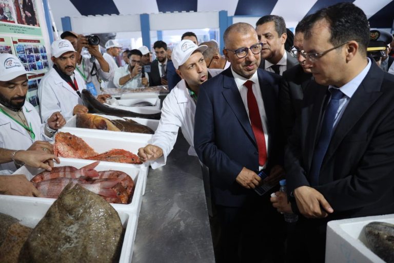 إعطاء الانطلاقة الرسمية للمعرض الجهوي للصيد البحري ببوجدور