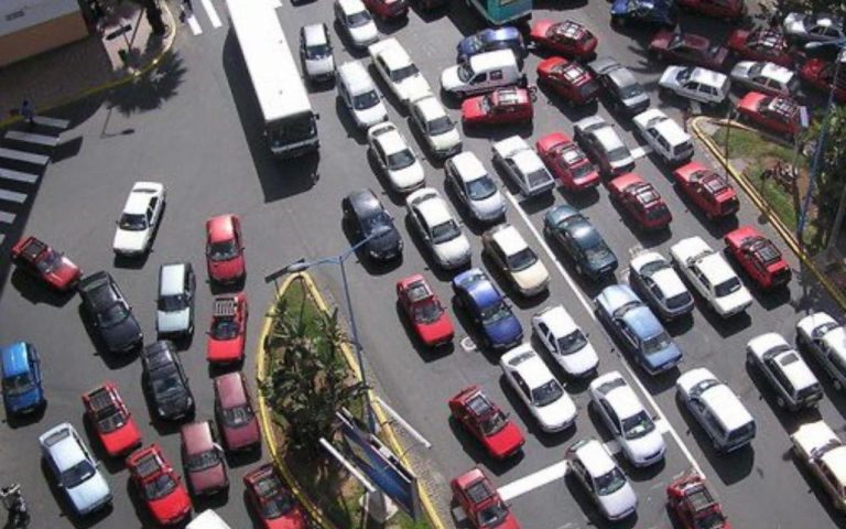 الدار البيضاء تتصدر قائمة المدن الإفريقية الأكثر ازدحامًا مروريًا لعام 2025