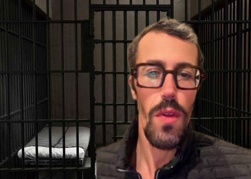 توقيف "مولينكس" و"آدم بنشقرون" يثير ارتياحاً واسعاً في المغرب