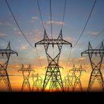 المغرب يعلن عن خط كهربائي جديد بطول ألف كيلومتر لتعزيز الطاقة المتجددة