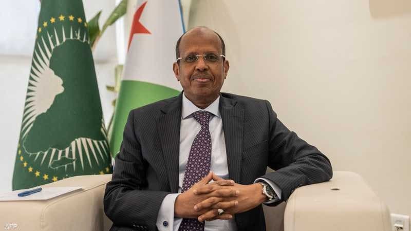 رئيس مفوضية الاتحاد الإفريقي يشيد بدور المغرب في تعزيز السلم الإقليمي