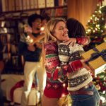 موسم الأعياد يثير جدلاً حول التهنئة بين الأديان