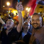 عامل قلعة السراغنة يحتفل رفقة المواطنين بقرار مجلس الأمن الداعم لمغربية الصحراء