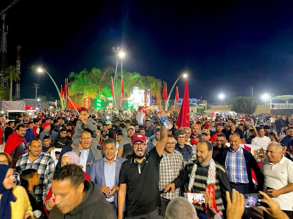 تاونات.. أجواء احتفالية بقرية بامحمد ابتهاجاً بقرار مجلس الأمن الداعم لمغربية الصحراء