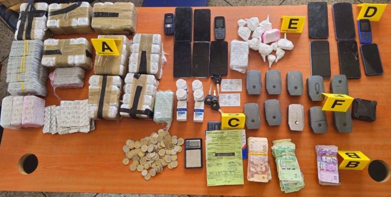 تطوان: توقيف شخصين وحجز آلاف الأقراص المخدرة في عملية نوعية