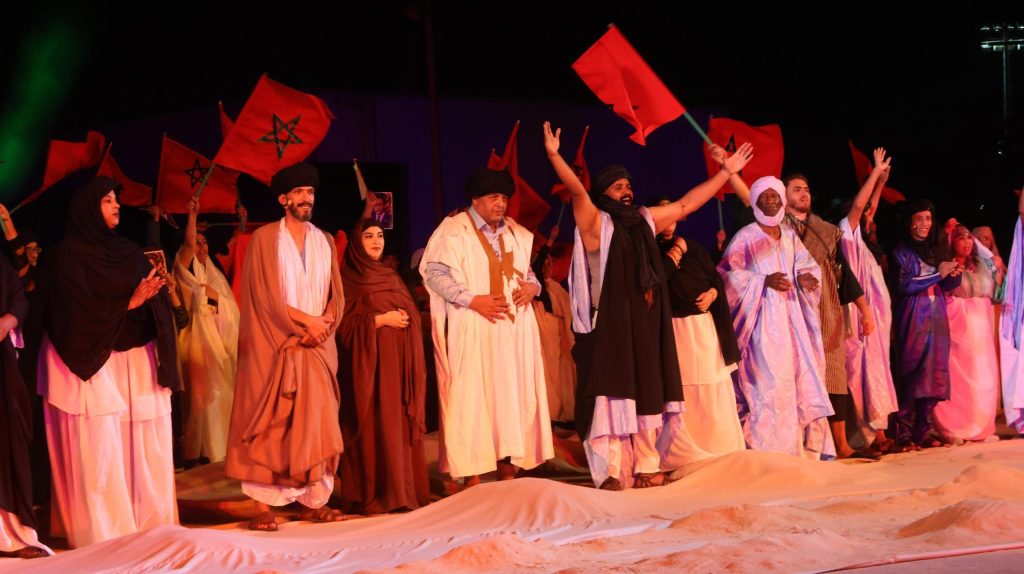 بنسعيد يترأس "نوستالجيا العيون" احتفالًا بالذكرى الخمسين للمسيرة الخضراء