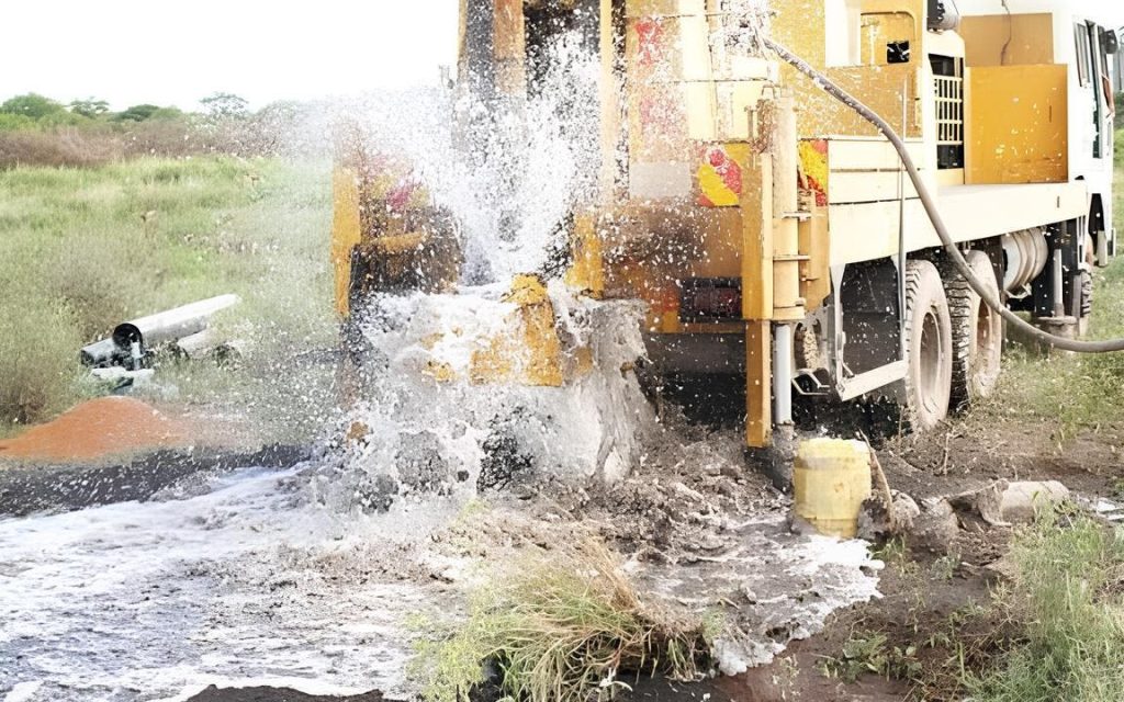 سطات.. حفر الآبار العشوائي يهدد الفرشة المائية ويستنزف المخزون المائي