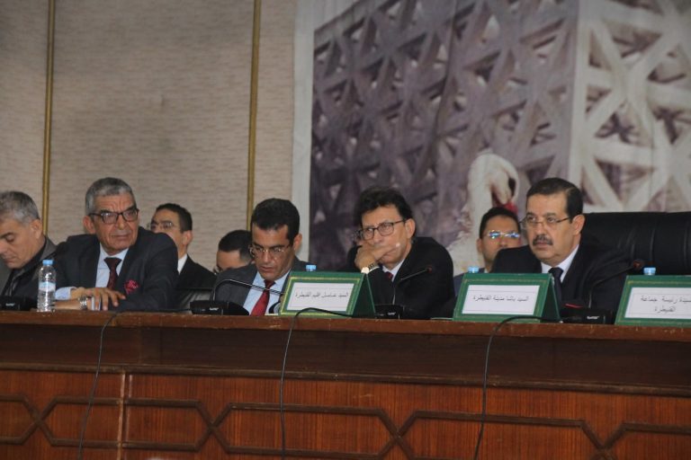 عامل القنيطرة يقوم بزيارة مفاجئة لجماعة القنيطرة لمتابعة مشاريع التنمية المحلية