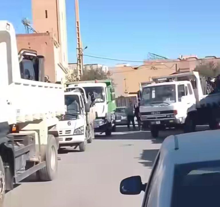 وجدة: حملة أمنية واسعة تفكك شبكة لسرقة وتهريب الدراجات والمحركات