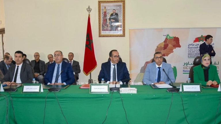 عامل الحسيمة يطلق مشاورات لإعداد برنامج تنمية ترابية جديد