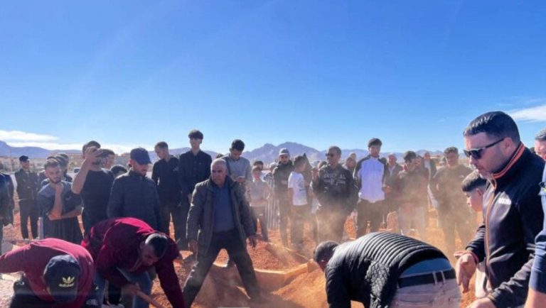 الناظور: حزن وغضب يخيمان على تشييع جثمان شاب قضى برصاص البحرية الجزائرية