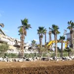 إصابة سائق بجروح خطيرة إثر سقوط جرافة أثناء هدم قصر ضيافة بالدار البيضاء