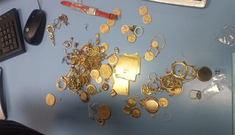 إحباط تهريب كيلوغرام ذهب من إيطاليا بميناء طنجة المتوسط