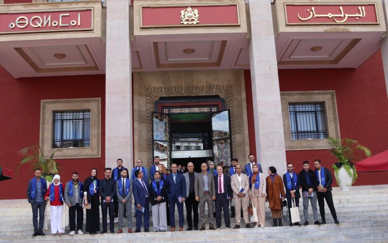 طلبة ماستر العمل الاجتماعي بجامعة محمد الأول في زيارة لوزارات حكومية