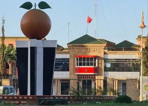 عامل إقليم بركان يحيل رئيس جماعة سيدي سليمان شراعة ونائبيه على القضاء الإداري