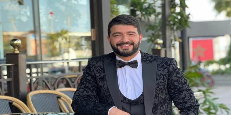 الإفراج عن الفنان حمزة الفيلالي بعد تسوية ملف "شيكات بدون رصيد"