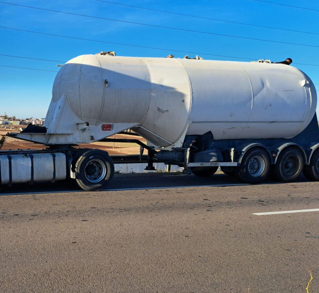 إطلاق نار يوقف شاحنة محملة بـ5 أطنان من الحشيش في بوسكورة