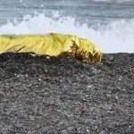 العثور على جثة شاب مجهول الهوية على شاطئ بني شيكر بالناظور