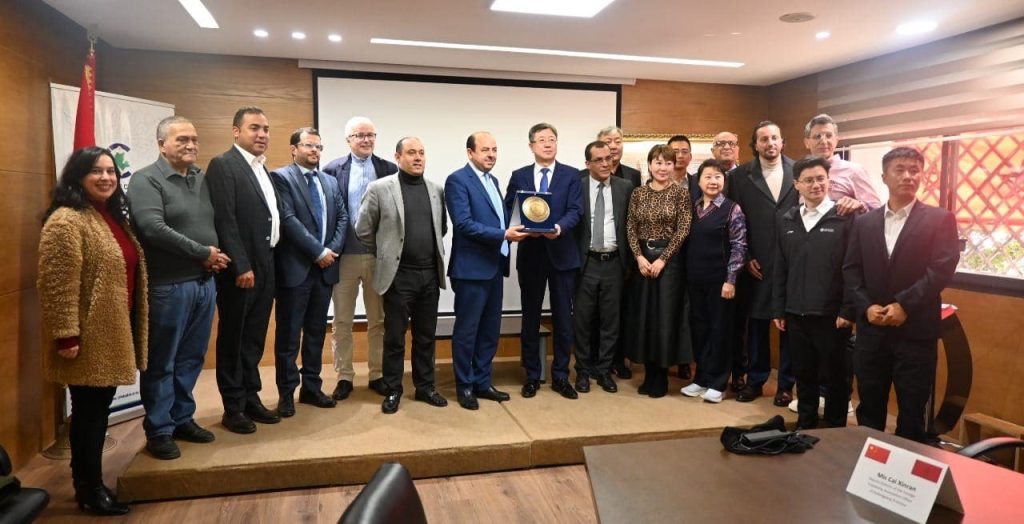 وفد اقتصادي صيني رفيع المستوى يبحث فرص الاستثمار بجهة فاس-مكناس