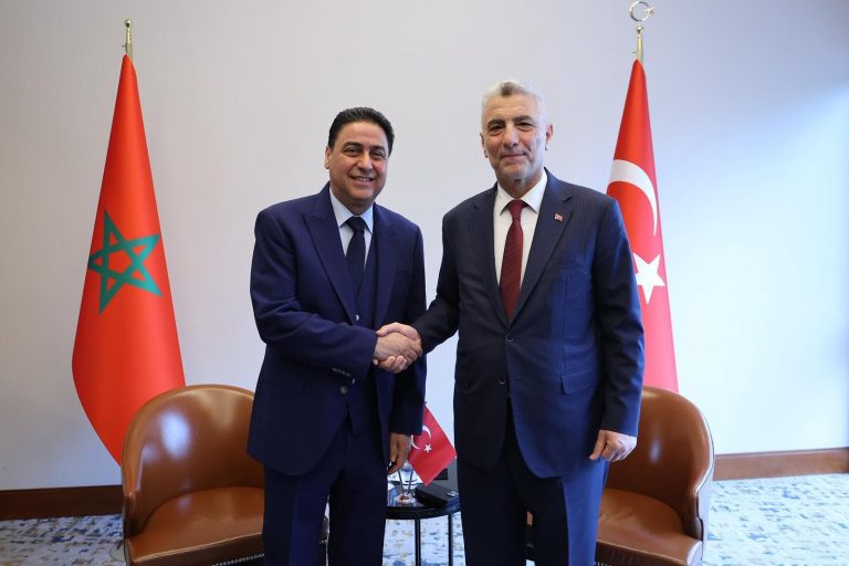 حجيرة يؤكد على تعزيز التعاون الاقتصادي بين المغرب وتركيا في منتدى إسطنبول