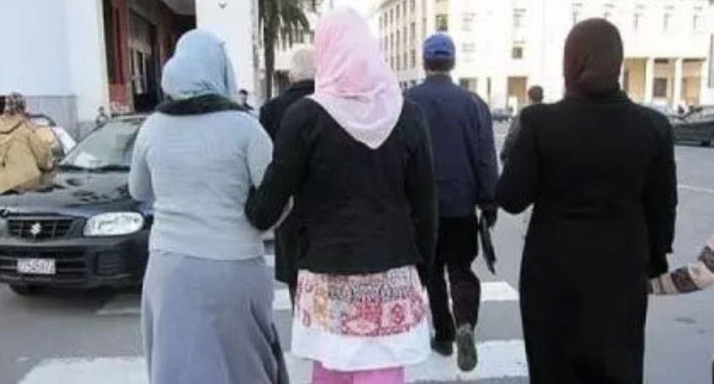 ارتفاع قياسي في نسبة العزوبة بالمغرب يثير جدلاً حول مستقبل الزواج