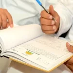 الحكومة تصادق على مشروع قانون جديد لتنظيم مهنة العدول