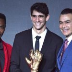 بونو يكشف سر تألقه: دعم الهلال والمنتخب وراء الفوز بجائزة الأفضل