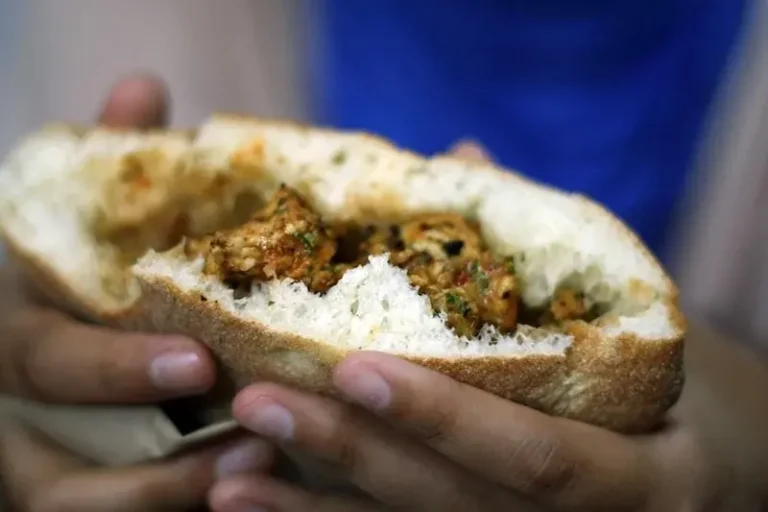 قلق بشأن انتشار عربات الوجبات السريعة في المغرب