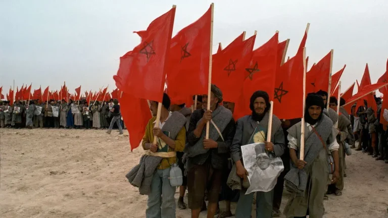 الأغنية الوطنية تعتلي المشهد الفني احتفالاً بالمسيرة الخضراء وقرار مجلس الأمن