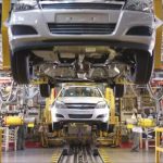 المغرب يتصدر صناعة السيارات في إفريقيا ويهدد المنافسة الأوروبية