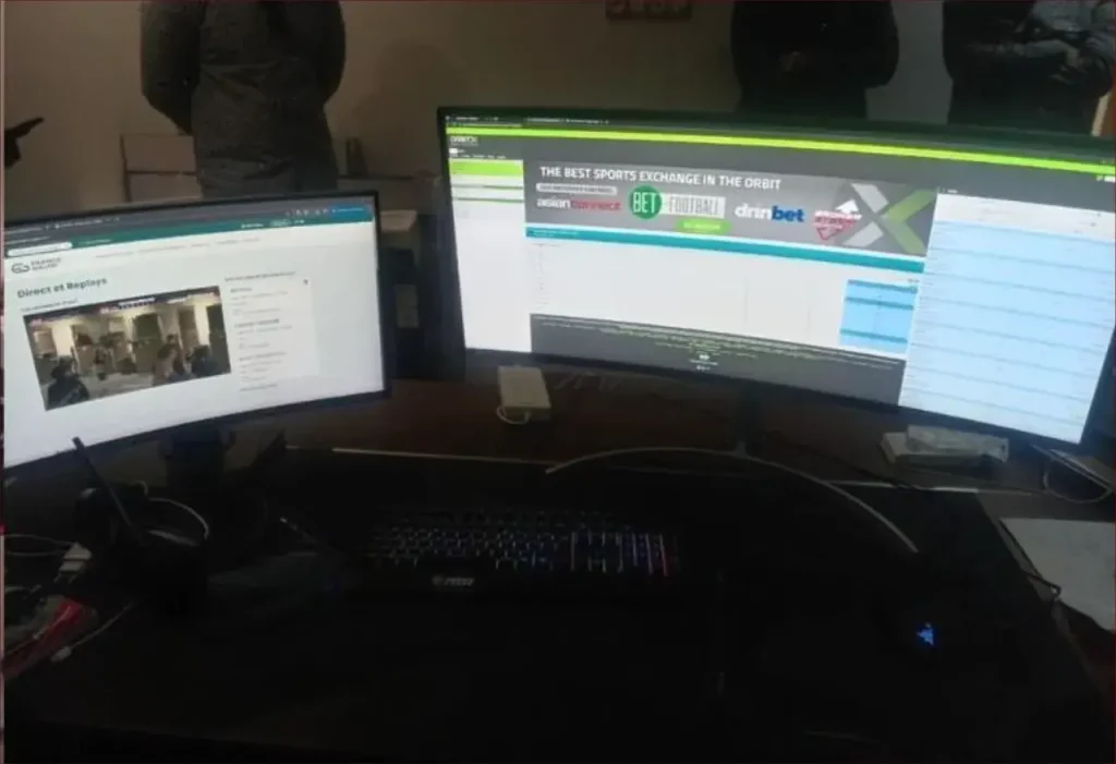 الأمن المغربي يفكك شبكة أجنبية متخصصة في قرصنة تطبيقات الرهان بمراكش