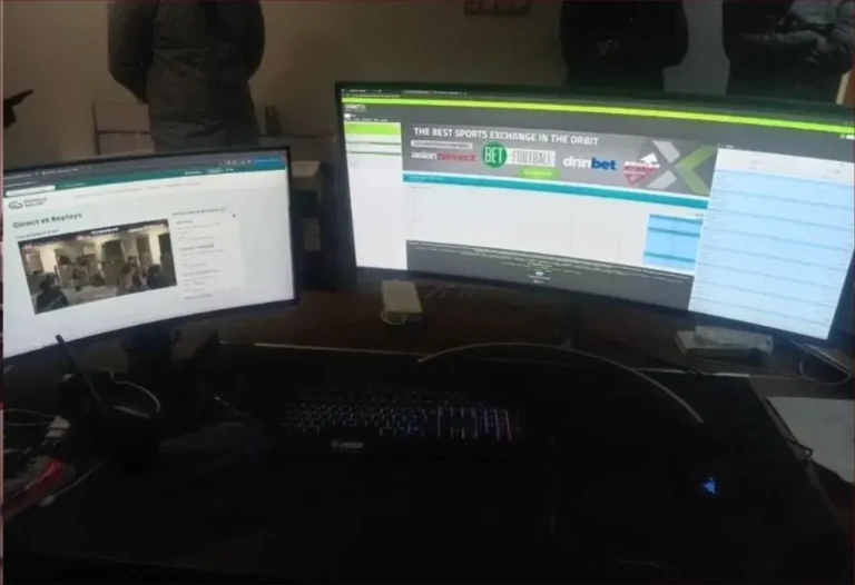 الأمن المغربي يفكك شبكة أجنبية متخصصة في قرصنة تطبيقات الرهان بمراكش