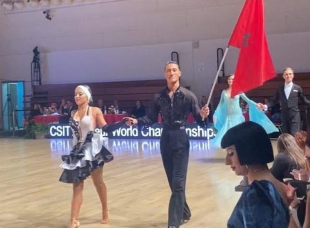 ياسمين بياتريس عيزارة تواصل حصد الألقاب في الرقص الرياضي العالمي