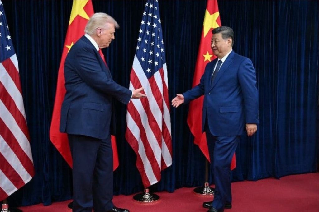 ترامب يشيد بالعلاقات "القوية" مع الصين ويعلن زيارة مرتقبة