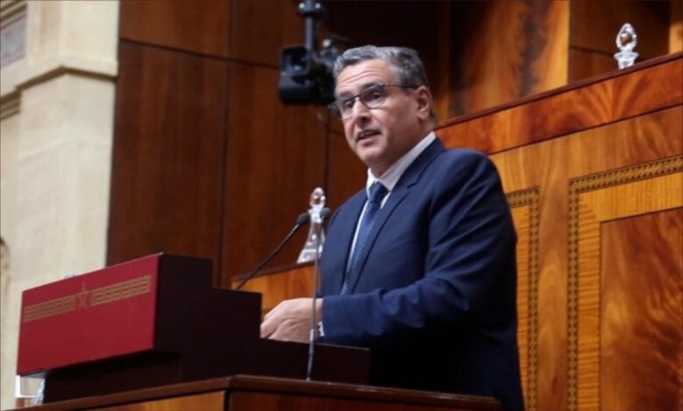 أخنوش: الأقاليم الصحراوية تشهد ارتفاعًا ملحوظًا في استقطاب السياح