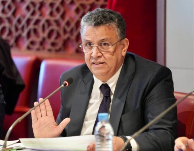 وهبي يوقف تنفيذ حكم تعويض لموظفة مختفية في وجدة ويفتح تحقيقًا