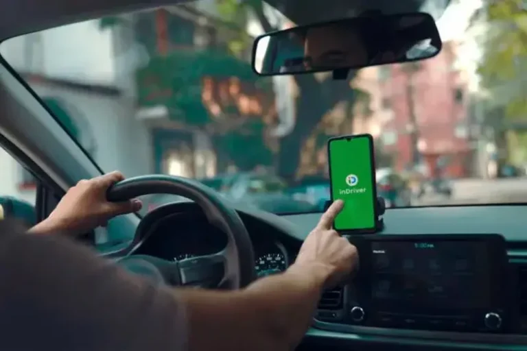 نقابي يحذر من "فراغ قانوني" يهدد سائقي "إندرايف" في المغرب