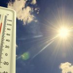 الطقس غداً الجمعة.. أجواء حارة نسبيا بالجنوب.. ورياح قوية بالسواحل الوسطى